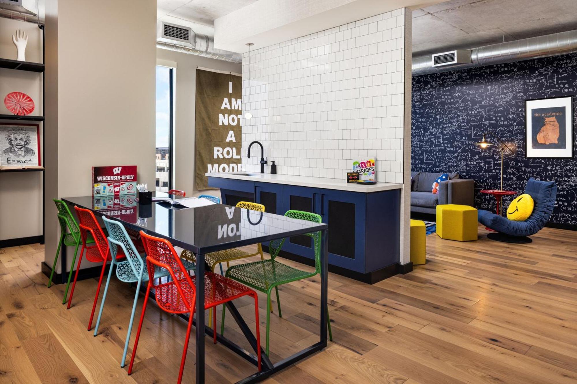Готель Moxy Madison Downtown Екстер'єр фото